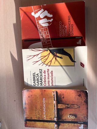 pack 3 libros, la fundacion, romancero y cronica