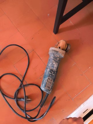 Radial Bosch GWS 700