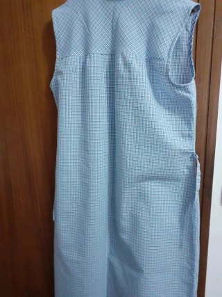 Bata verano mujer cuadros azules sin mangas