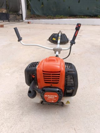Desbrozadora Anova D553