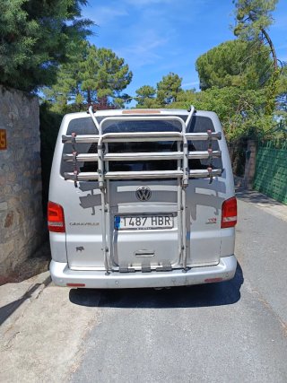 Volkswagen Caravelle 2011