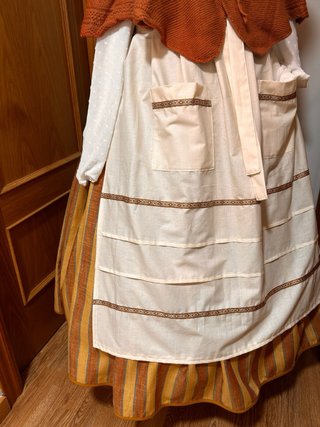 Traje Baturra Beige y Coral Talla 36/42
