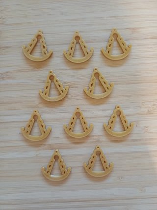 10 Dijes Virgen del Rocío dorados