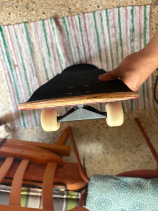 Skate Negro Tackly