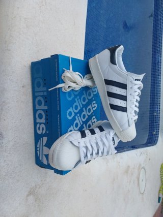 Adidas Superstar Zapatillas Blancas y Negras piel