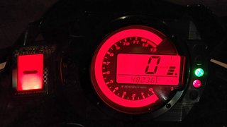Kawasaki Z750 del 2006 con 48.000 km (Permiso A)