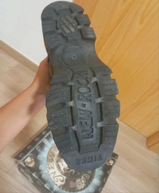 Botas góticas cuero talla 38