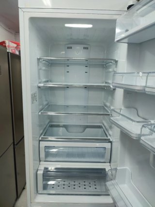 Nevera marca Samsung 200/60cm A+ con garantía