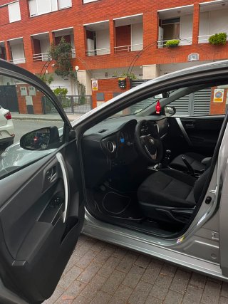 Toyota Auris 2014