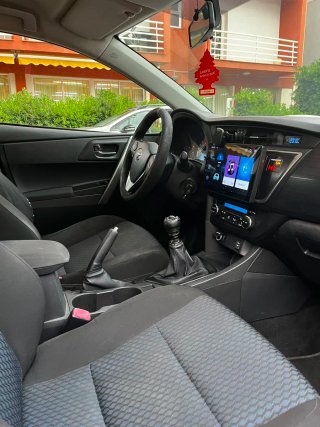 Toyota Auris 2014