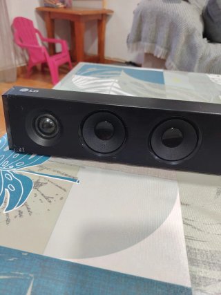 Barra de Sonido LG 300W