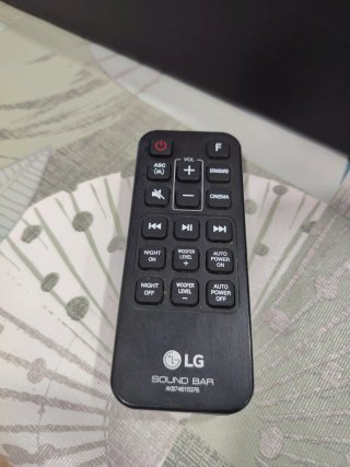 Barra de Sonido LG 300W