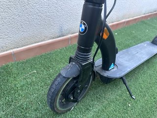 Patinete Eléctrico BMW M-cro