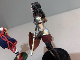 Action Figure Set - Guerriera e Samurai