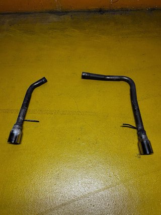 Tubo de escape cromado
