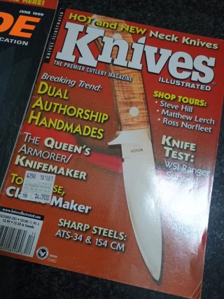 Due riviste Blade e knives vintage