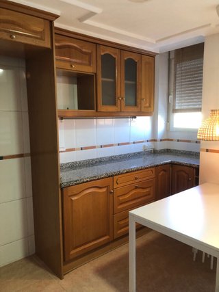 Muebles Cocina Madera y Encimeras Granito