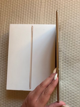 iPad Air Dorado Casi Nuevo
