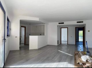 Se realizan trabajos de pintura en blanco o color
