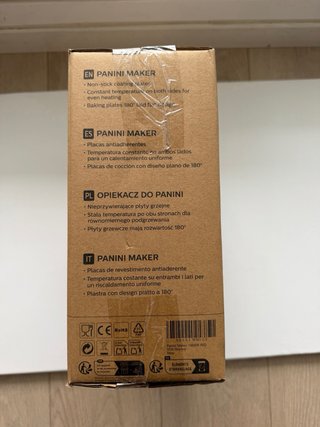 Sandwichera/Grill Aigostar 1000W Nueva a estrenar