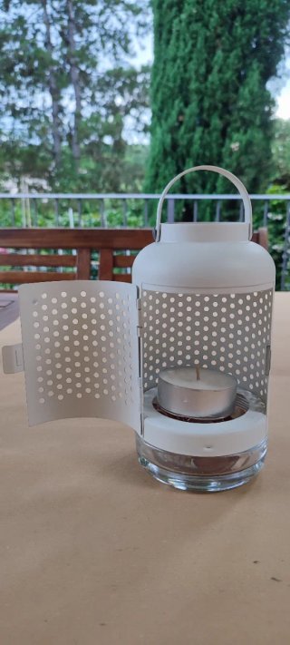 Lanterne bianca con base in vetro