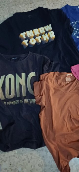 Lote 8 Camisetas y Pantalón Corto Verano