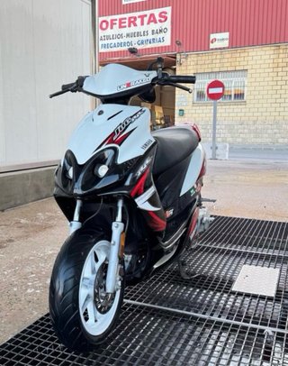 Yamaha Jog RR Scooter