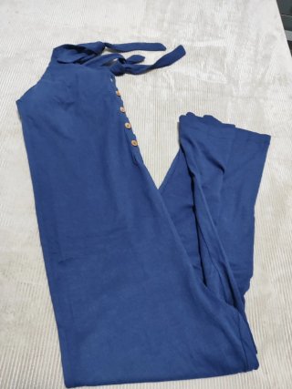 Conjunto mono ancho y sobrecamisa