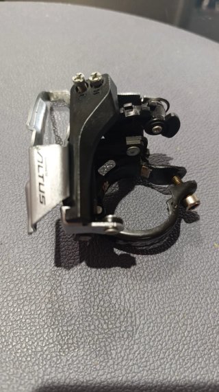 Desviador Dianteiro Shimano Altus FD-M370 3x9