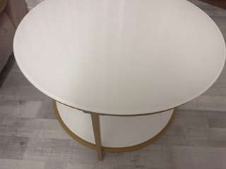 Mesa centro cristal y metal dorado