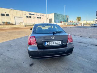 Toyota Avensis 2008
