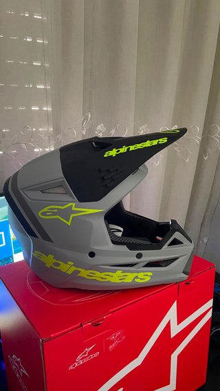 Casco Alpinestars para niño