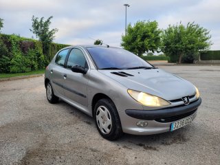 Peugeot 206 2003