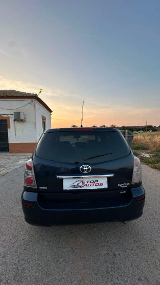 Toyota corolla verso 2009