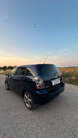 Toyota corolla verso 2009
