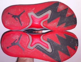 Jordan niño talla 38.5