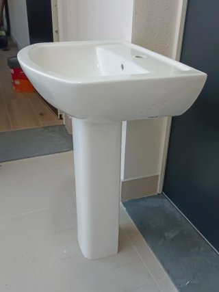 Pie de lavabo de porcelana blanco marca Gala