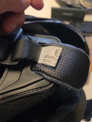 Casco de moto negro