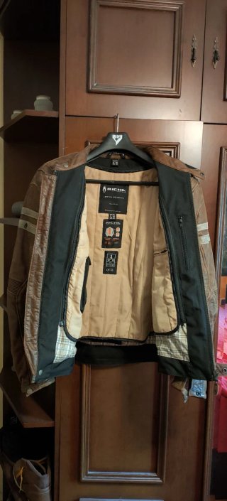 Chaqueta de piel para moto
