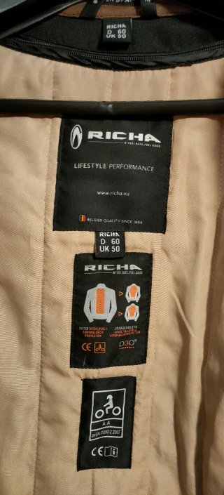 Chaqueta de piel para moto