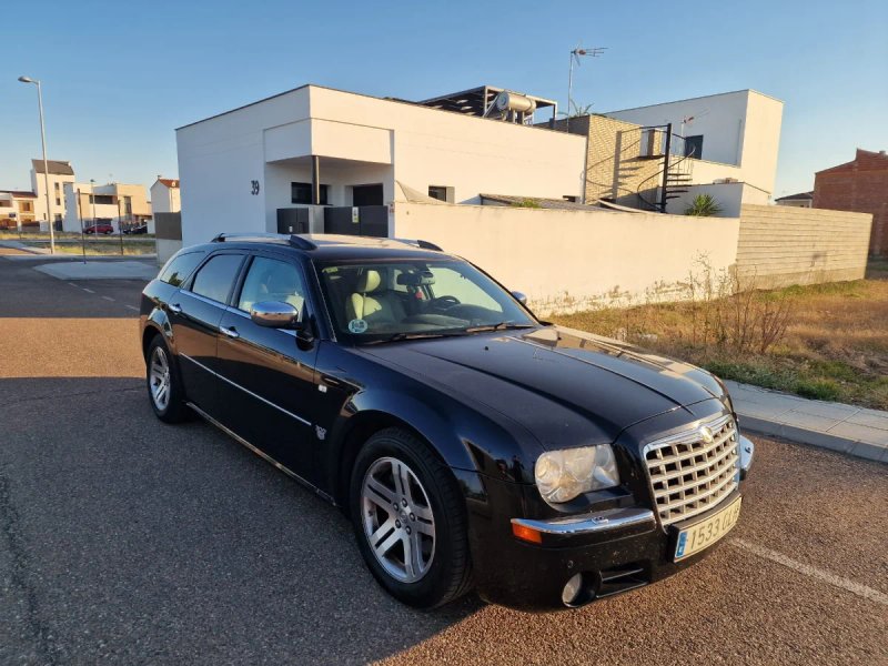 Chrysler 300C touring 2009 - foto 1
