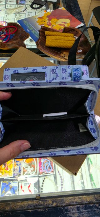 Cartera diseño lobo y mujer