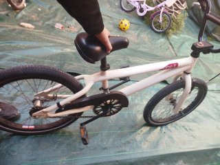 Bmx blanca buen estado