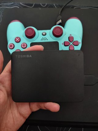 PS4 Slim 500GB + Controller + HDD esterno + RDR2