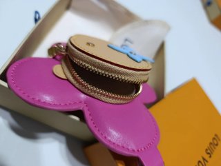 Llavero Flor LV piel Fucsia Camel