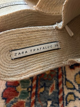 Cuñas de esparto beige