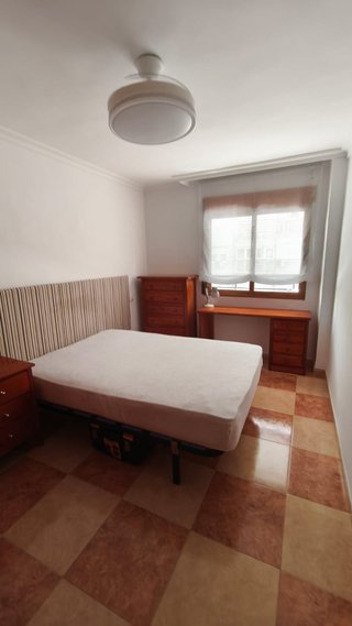 Habitación en alquiler en piso compartido