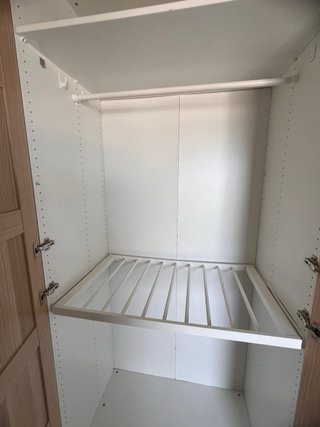Armario IKEA madera y blanco