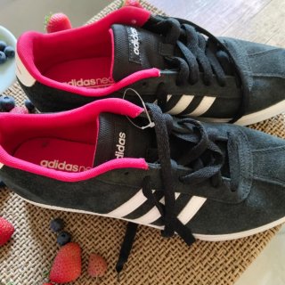Zapatillas Adidas Neo azul  y Rosa