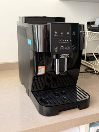 Cafetera DeLonghi Magnifica Start ECAM220.22.GB